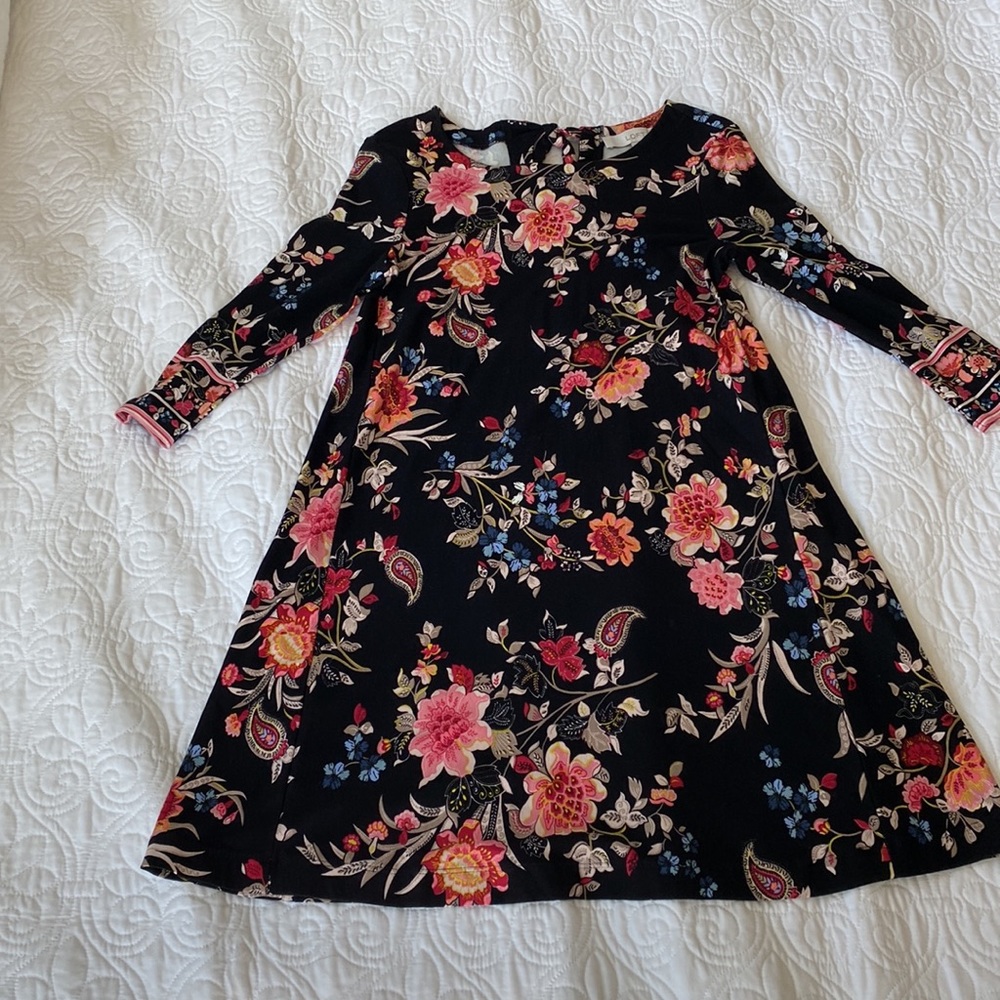 Like new LOFT petite floral dress with 3/4 sleeves